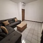 Fiore Apartman *